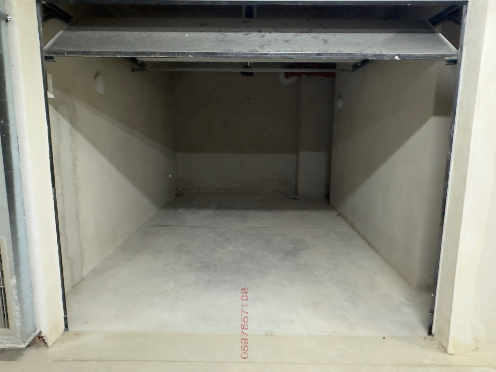 Дава под наем ГАРАЖ, ПАРКОМЯСТО, гр. София, Кръстова вада, снимка 2 - Гаражи и паркоместа - 54192436