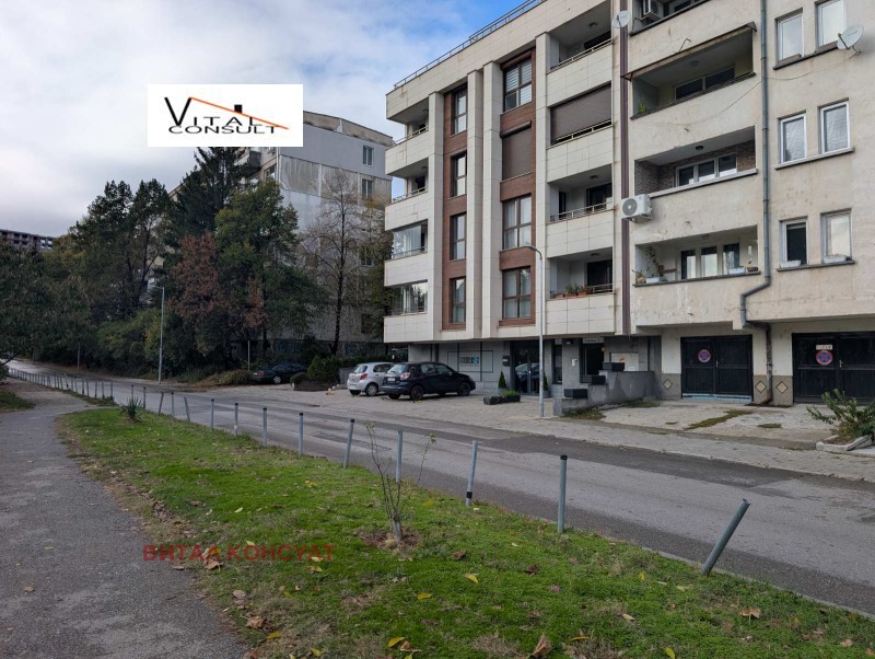 Дава под Наем 4-СТАЕН в град София, Изток - 160 кв.м / 1 130 € » 2 210.09 лв., ВИТАЛ КОНСУЛТ