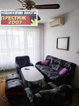Στούντιο Γρηβητσα, ΤΣυμεν