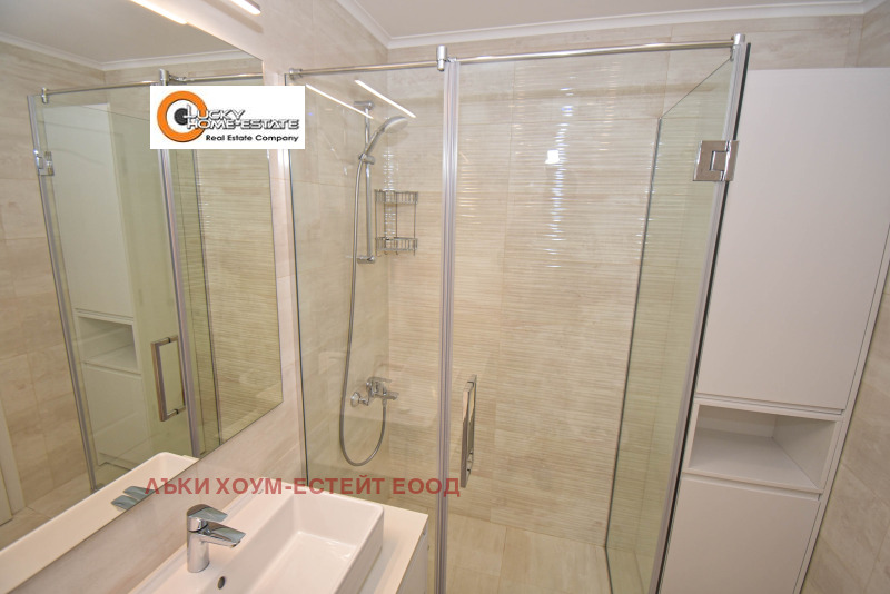 K pronájmu  3 ložnice Sofia , Borovo , 205 m2 | 83249052 - obraz [13]