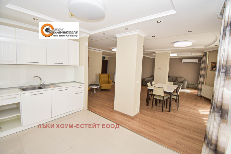 K pronájmu  3 ložnice Sofia , Borovo , 205 m2 | 83249052 - obraz [5]