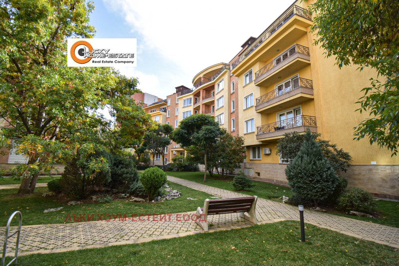 K pronájmu  3 ložnice Sofia , Borovo , 205 m2 | 83249052 - obraz [17]