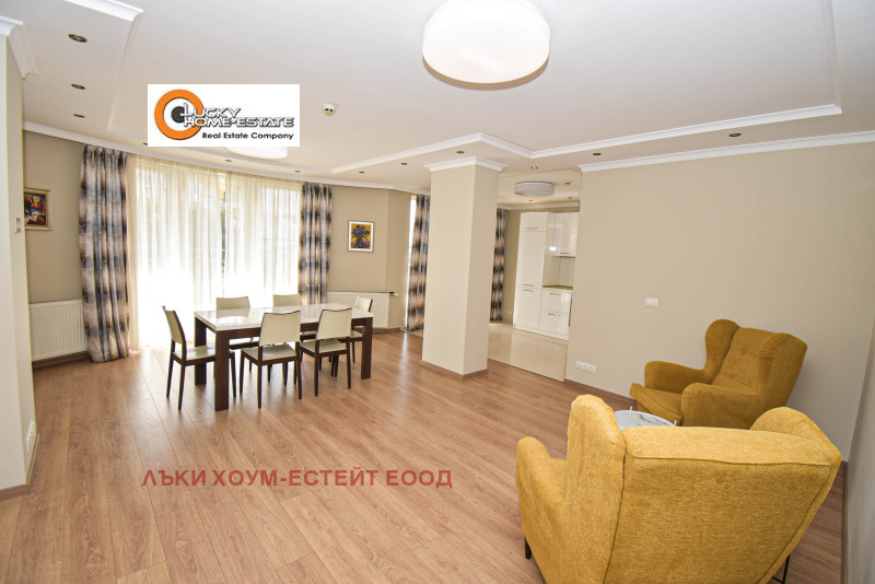 K pronájmu  3 ložnice Sofia , Borovo , 205 m2 | 83249052 - obraz [3]