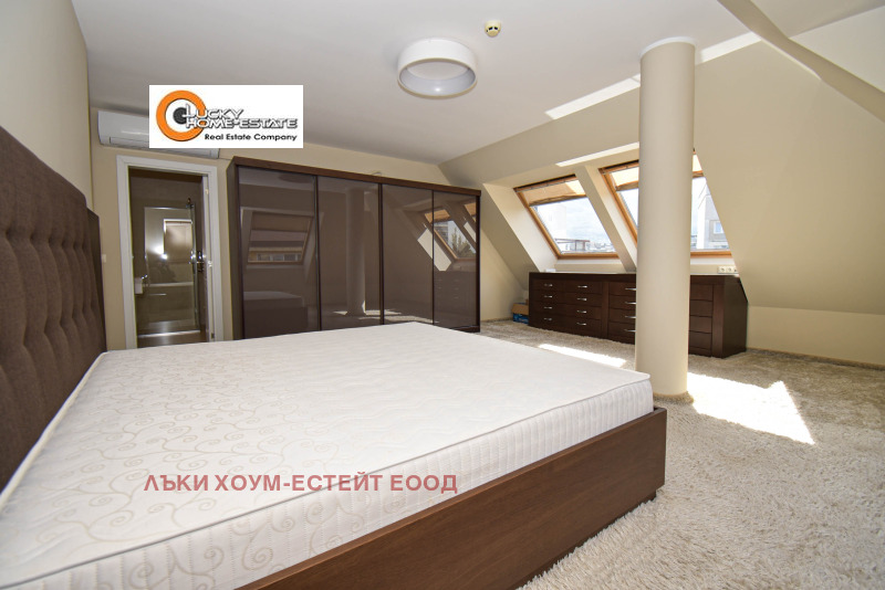 K pronájmu  3 ložnice Sofia , Borovo , 205 m2 | 83249052 - obraz [8]