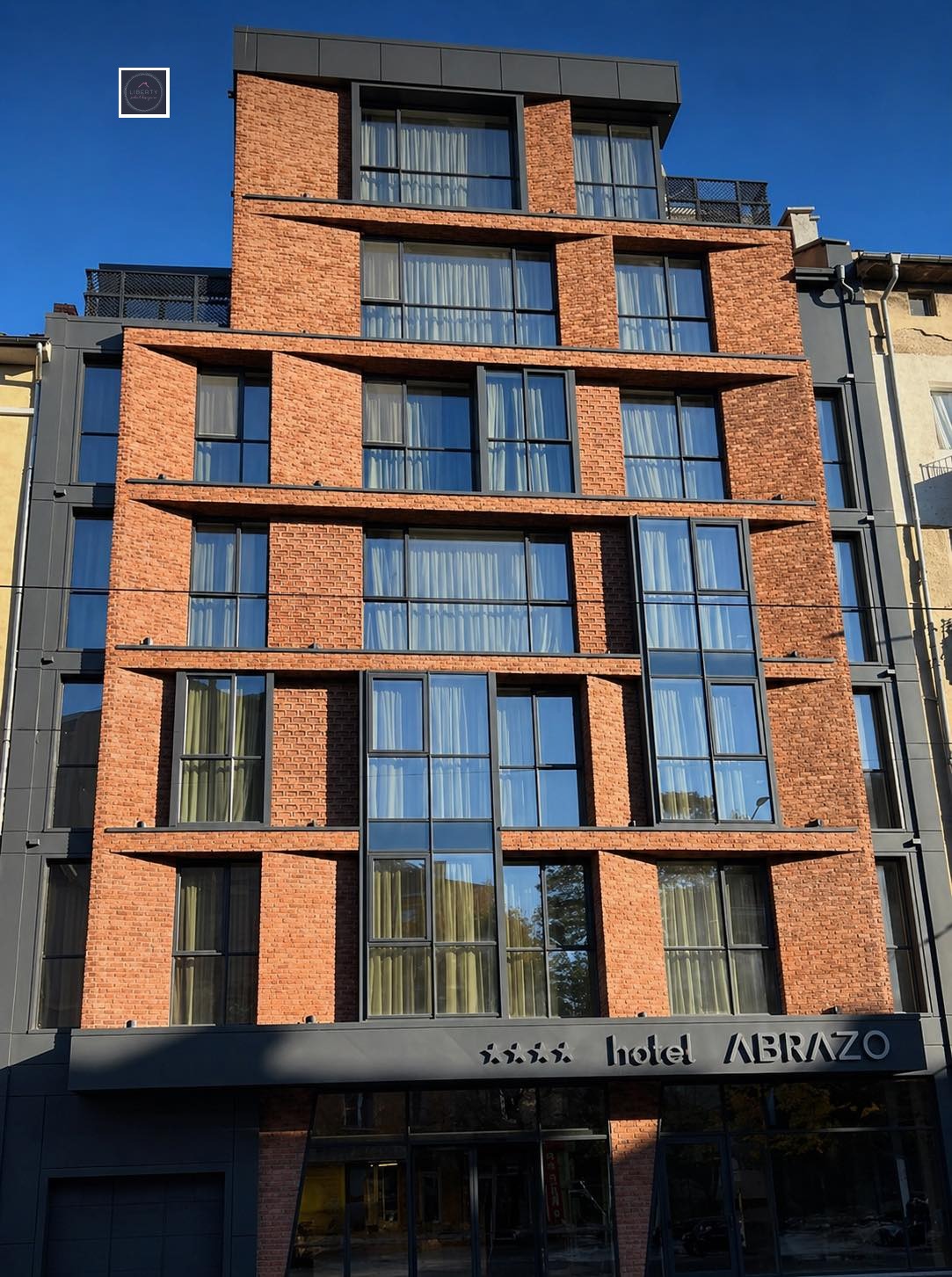 Дава под наем 2-СТАЕН, гр. София, Център, снимка 2 - Апартаменти - 54355529