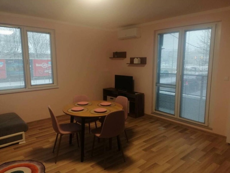 Дава под наем 2-СТАЕН, гр. София, Център, снимка 2 - Апартаменти - 53602858