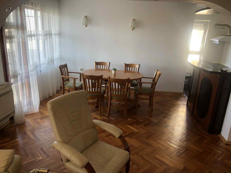 Дава под наем  3-стаен град Варна , Колхозен пазар , 120 кв.м | 12331847 - изображение [2]