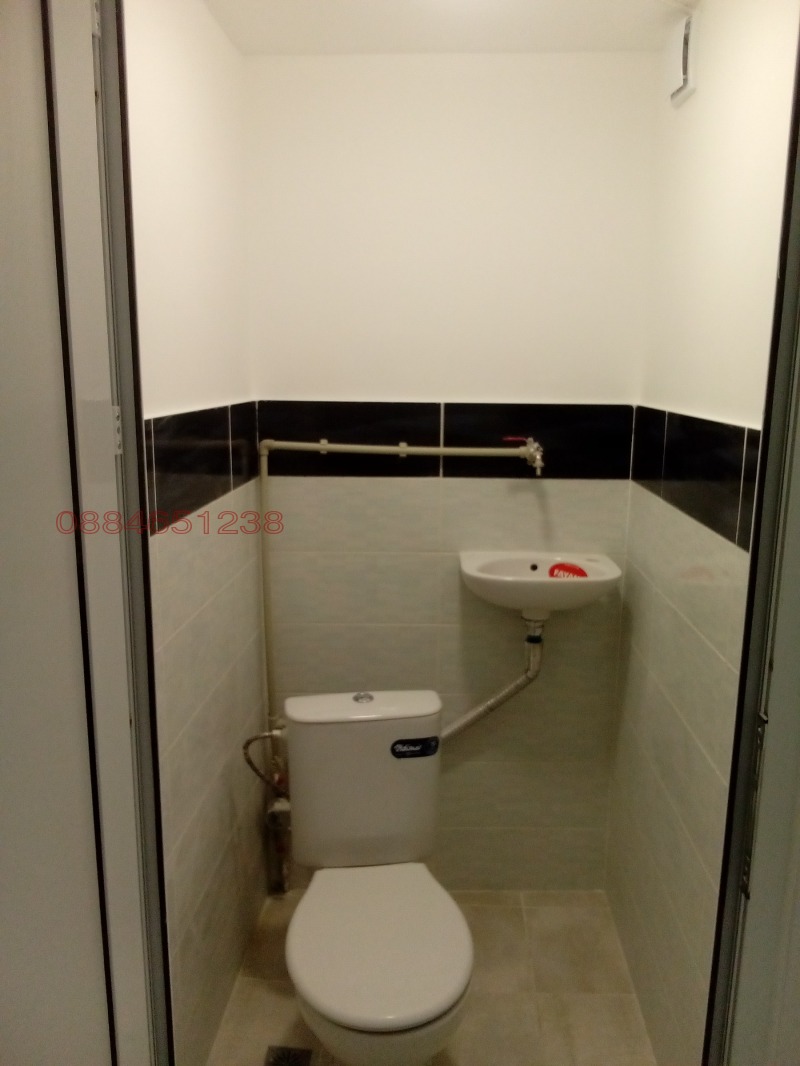 Дава под наем ОФИС, гр. Варна, Зимно кино Тракия, снимка 5 - Офиси - 52904945