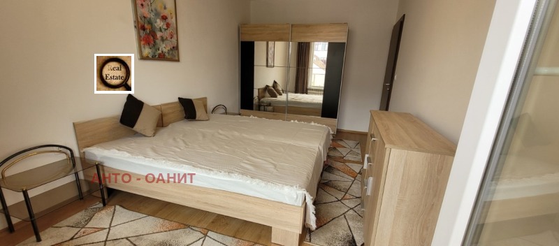 Издаје се  2 спаваће собе Софија , Центар , 90 м2 | 93458996 - слика [5]