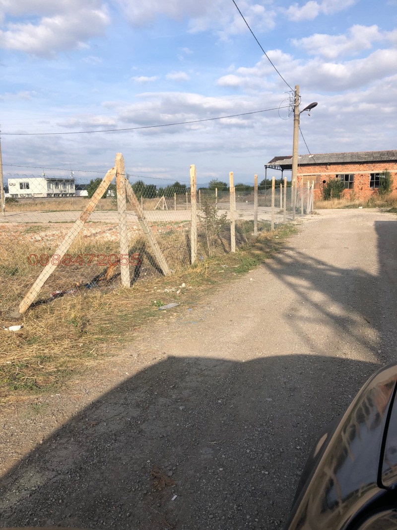 Дава под наем МЯСТО, гр. Божурище, област София област, снимка 8 - Парцели - 52787164