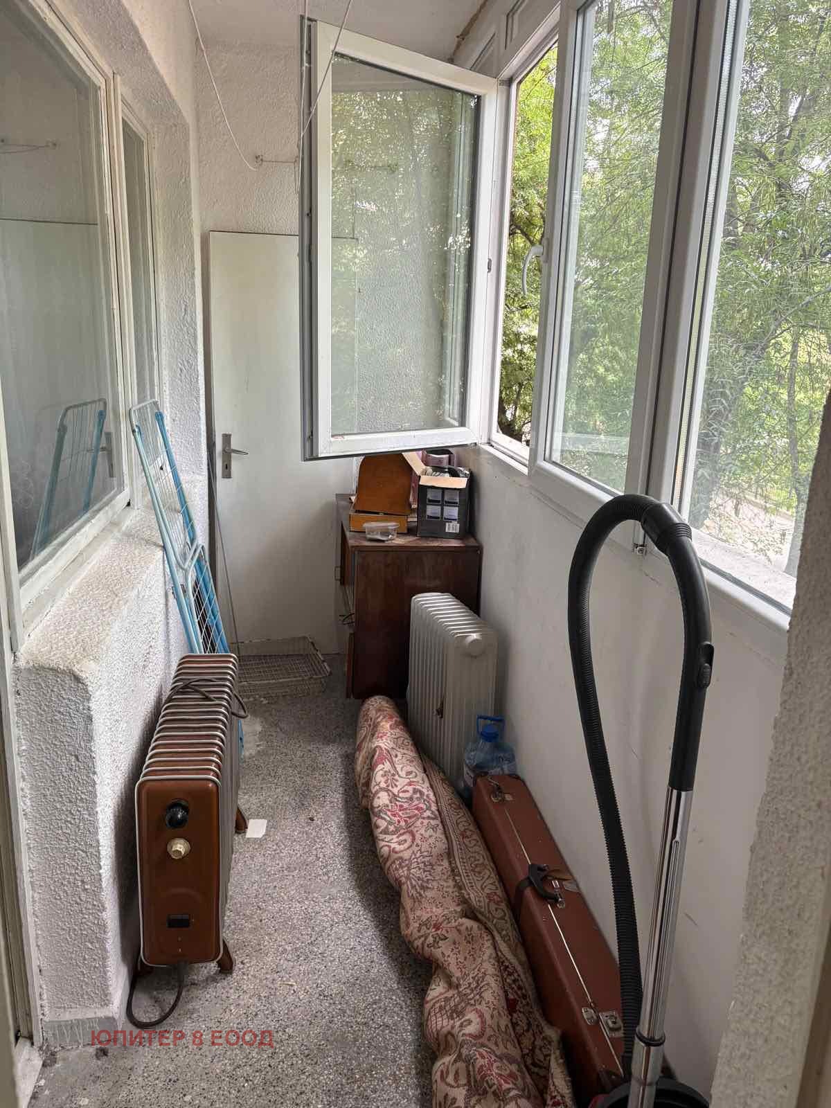 Дава под наем 4-СТАЕН, гр. София, Лагера, снимка 9 - Апартаменти - 55901564