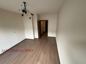 3+ camere da letto Dragalevtsi, Sofia 8