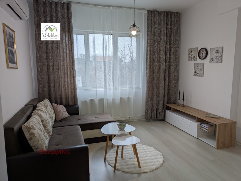 Дава под наем 2-СТАЕН, гр. София, Център