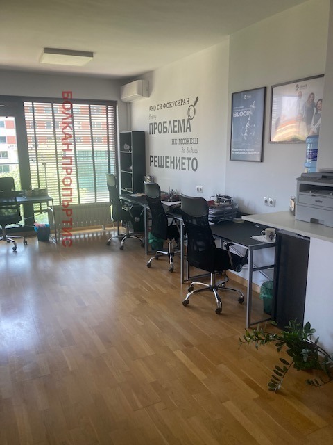 Para alugar  Escritório Sofia , Strelbichtche , 74 m² | 80123299 - imagem [8]