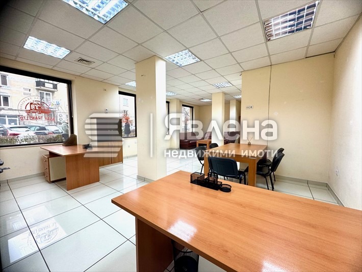 En renta  Oficina Plovdiv , Karshiyaka , 62 metros cuadrados | 60450306 - imagen [3]