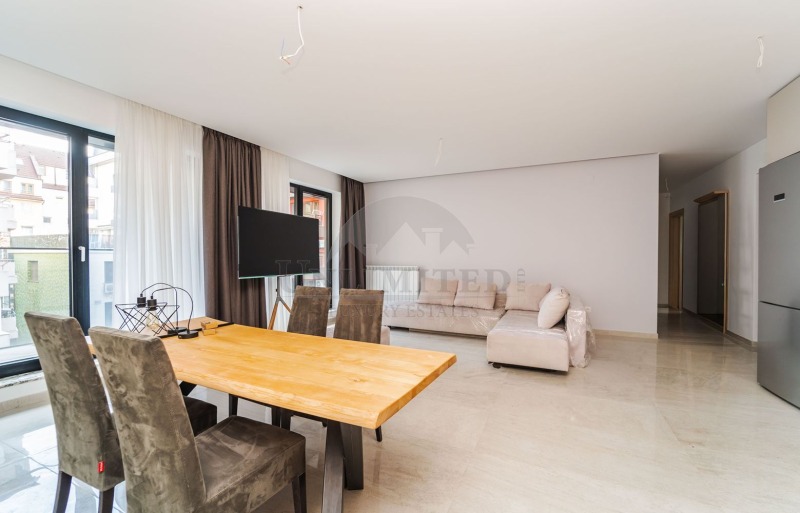 Дава под наем 4-СТАЕН, гр. София, Оборище, снимка 4 - Апартаменти - 52748571