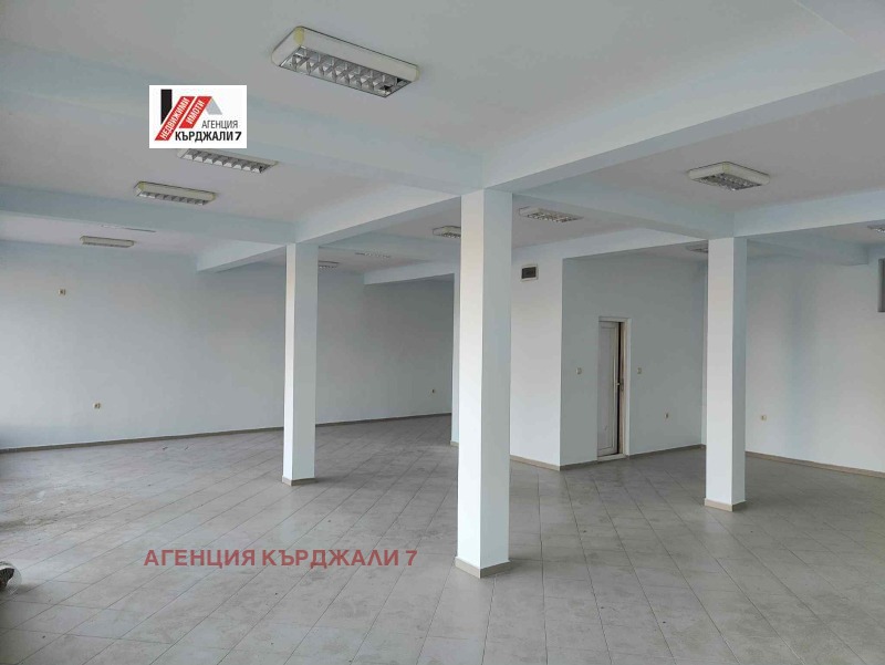 Da affittare  Negozio Kardgali , Veselchane , 110 mq | 28456616 - Immagine [2]