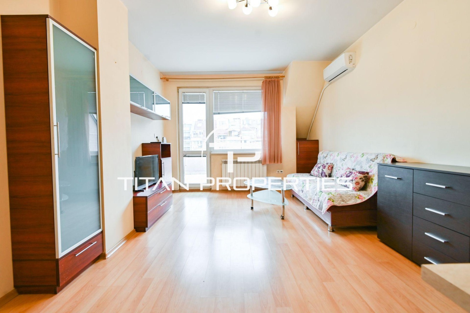 Дава под наем 2-СТАЕН, гр. София, Изток, снимка 2 - Апартаменти - 53097436