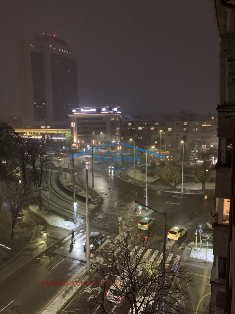 Дава под наем 4-СТАЕН, гр. София, Център, снимка 5 - Апартаменти - 54235959