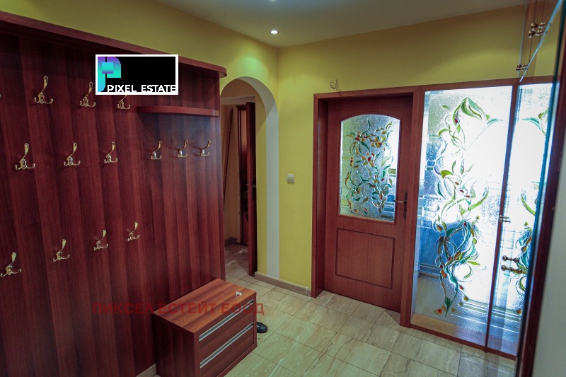 Дава под наем 4-СТАЕН, гр. София, Лозенец, снимка 11 - Апартаменти - 53231484