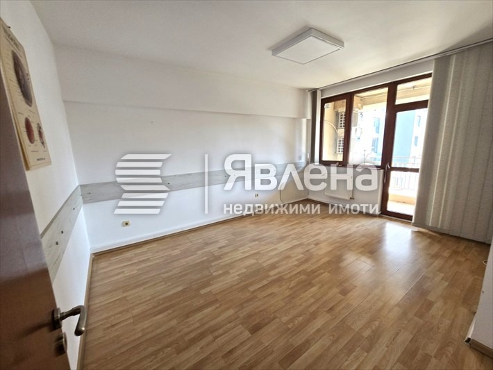 Дава под наем 4-СТАЕН, гр. София, Лагера, снимка 2 - Апартаменти - 53091935