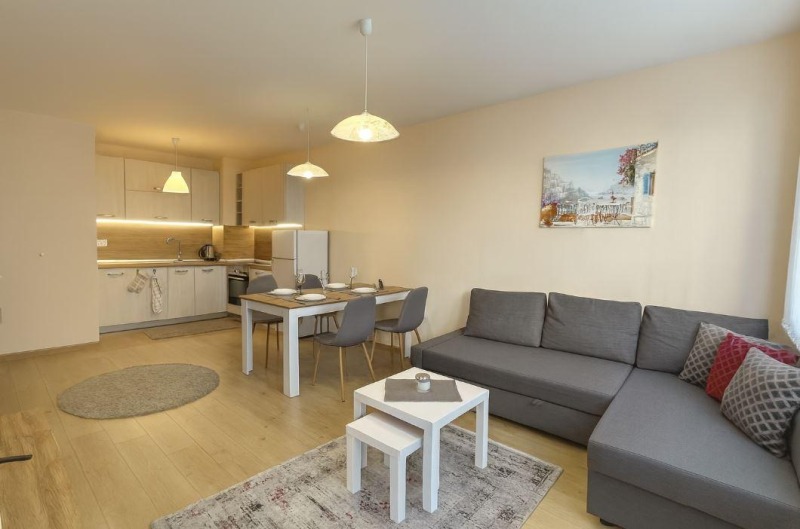 Zu vermieten  1 Schlafzimmer Warna , Mladost 1 , 60 qm | 23874086