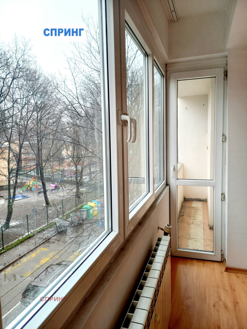 Дава под наем 3-СТАЕН, гр. София, Иван Вазов, снимка 8 - Апартаменти - 53086867