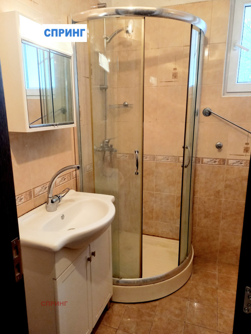 Дава под наем 3-СТАЕН, гр. София, Иван Вазов, снимка 5 - Апартаменти - 53086867