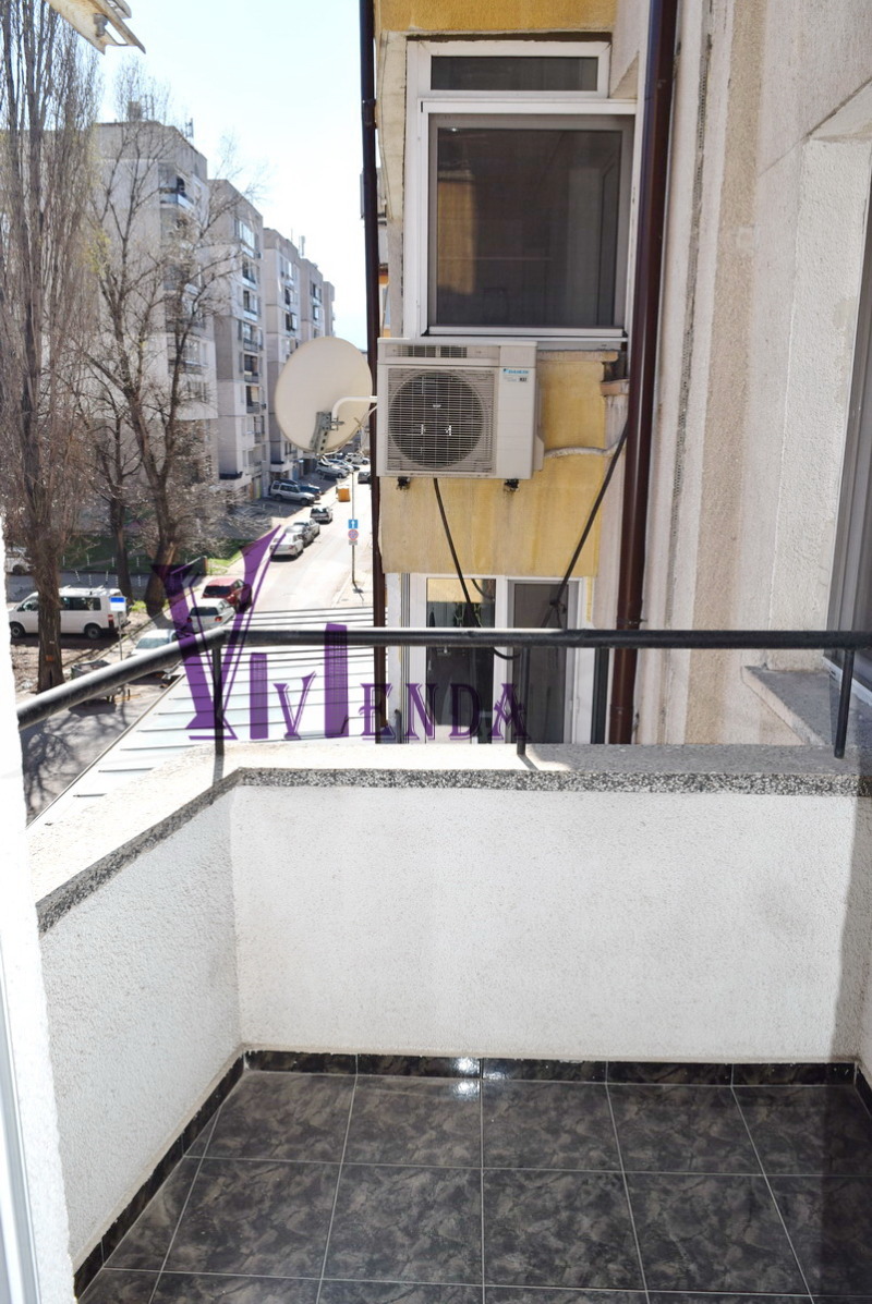 Zu vermieten  1 Schlafzimmer Sofia , Zona B-5 , 70 qm | 44749655 - Bild [4]