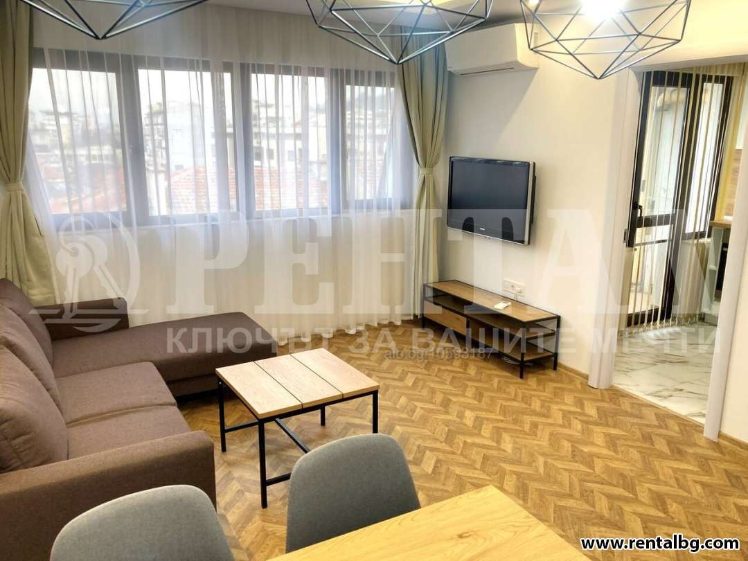 Дава под наем 2-СТАЕН, гр. Пловдив, Център