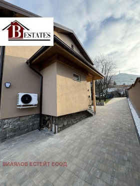 ����� ���� ��� ���� ����,���� �����, �-� ������� �����>