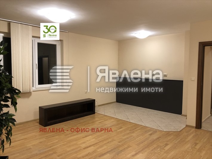 A louer  Bureau Varna , VINS-Tcherven plochtad , 94 m² | 69226151 - image [2]