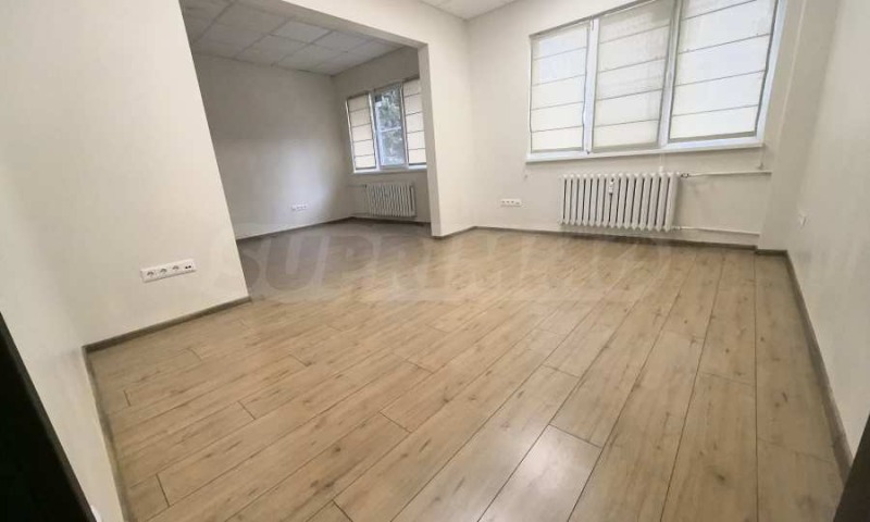 Дава под наем ОФИС, гр. София, Оборище