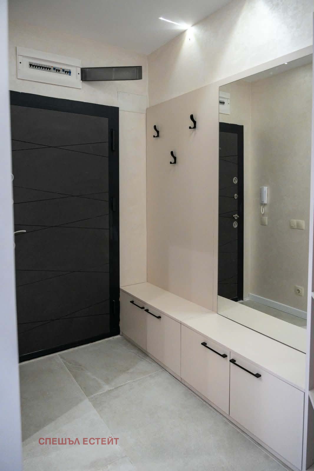 Дава под наем 3-СТАЕН, гр. София, Малинова долина, снимка 2 - Апартаменти - 53844793