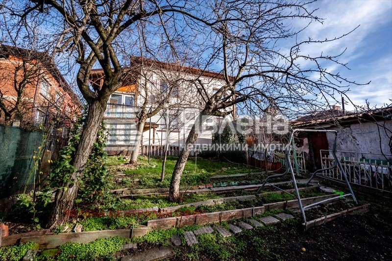 Дава под наем ЕТАЖ ОТ КЪЩА, гр. Перник, Църква, снимка 4 - Етаж от къща - 53687409