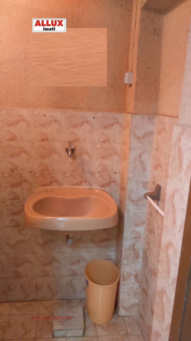 Kiralık  Depolamak Ruse , Yalta , 30 metrekare | 60047536 - görüntü [4]