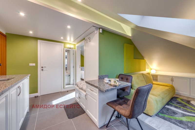 Дава под наем 2-СТАЕН, гр. София, Център