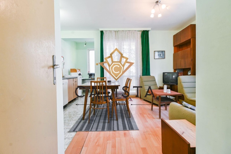 Дава под наем 3-СТАЕН, гр. София, Лозенец, снимка 3 - Апартаменти - 52140944