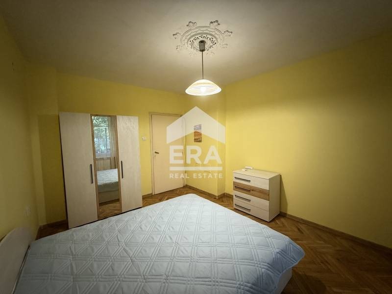 Издаје се  3 спаваће собе Варна , Центар , 110 м2 | 63762715 - слика [8]