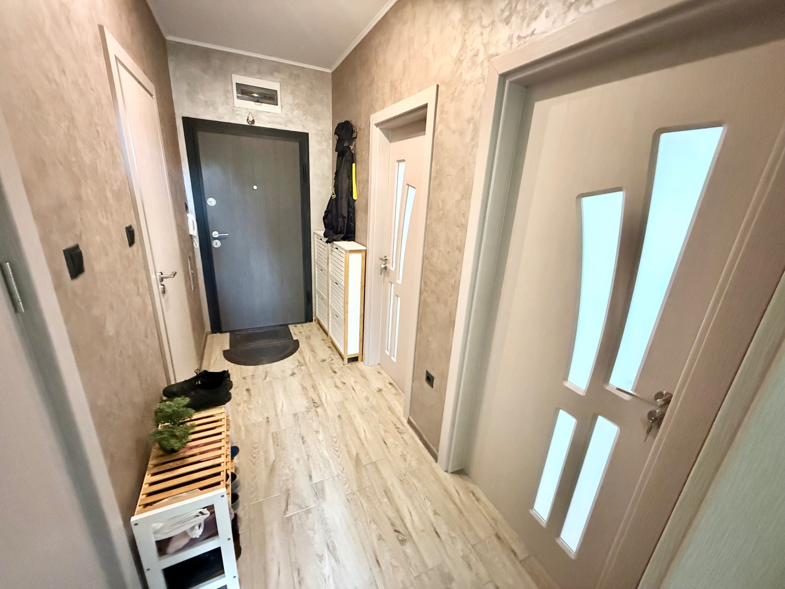 Дава под наем 3-СТАЕН, гр. София, Връбница 1, снимка 5 - Апартаменти - 54707205