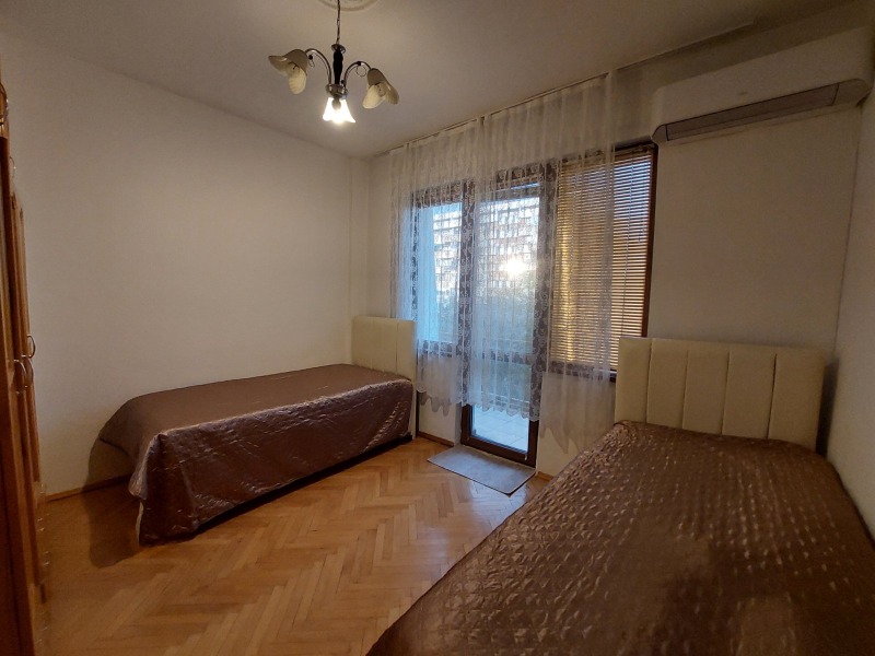 Kiadó  2 hálószobás Plovdiv , Centar , 82 négyzetméter | 52568059 - kép [6]