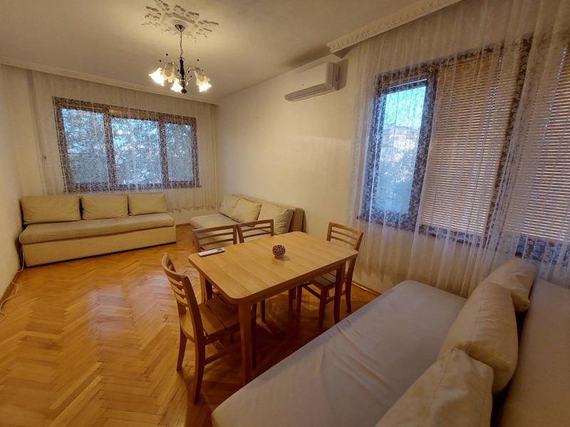 Kiadó  2 hálószobás Plovdiv , Centar , 82 négyzetméter | 52568059 - kép [3]