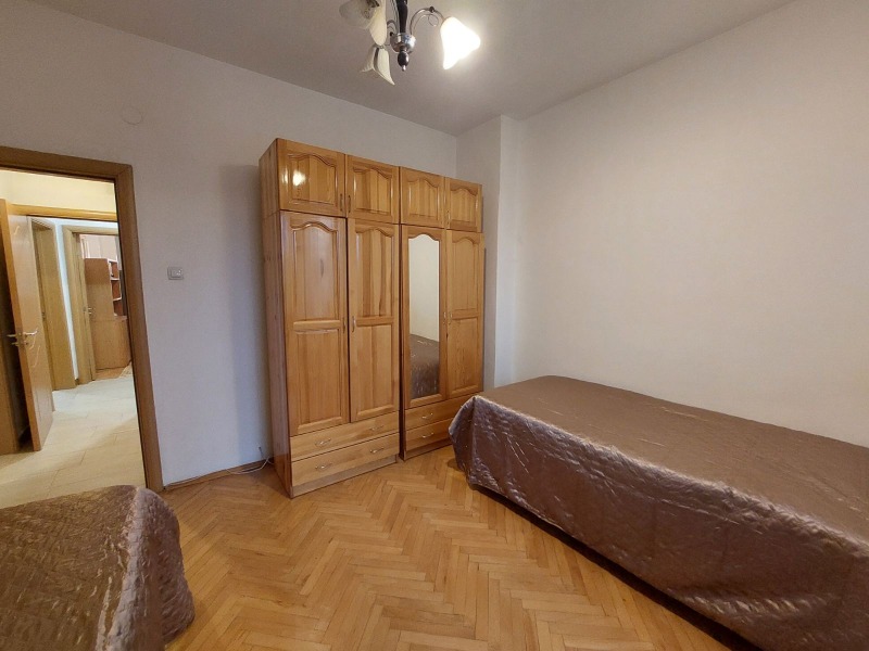Kiadó  2 hálószobás Plovdiv , Centar , 82 négyzetméter | 52568059 - kép [5]