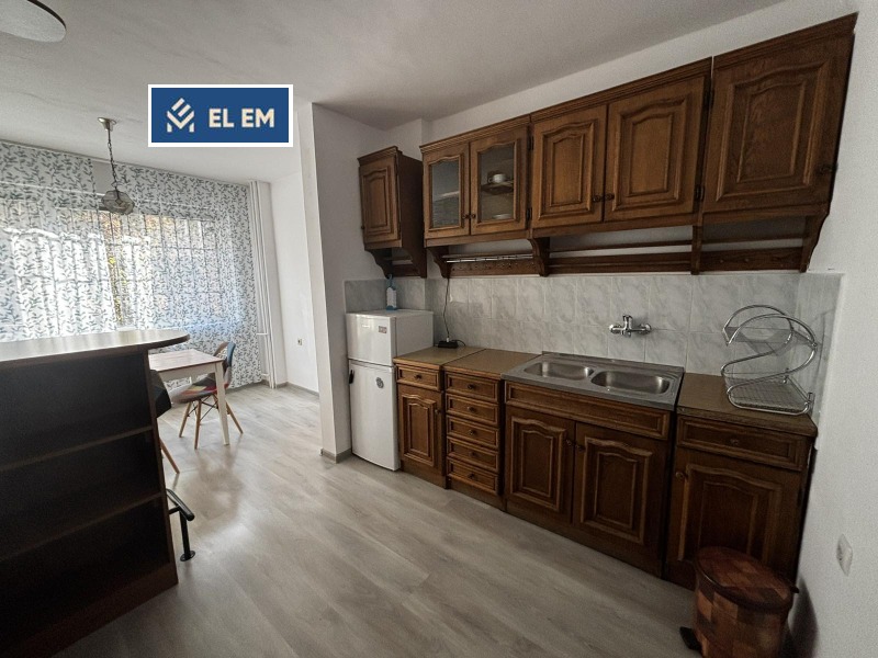 Дава под наем 2-СТАЕН, гр. София, Център, снимка 4 - Апартаменти - 53096794