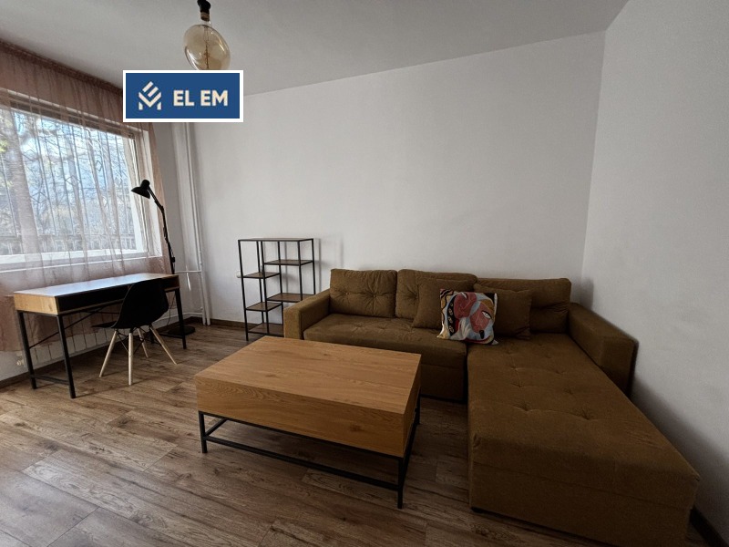 Дава под наем 2-СТАЕН, гр. София, Център