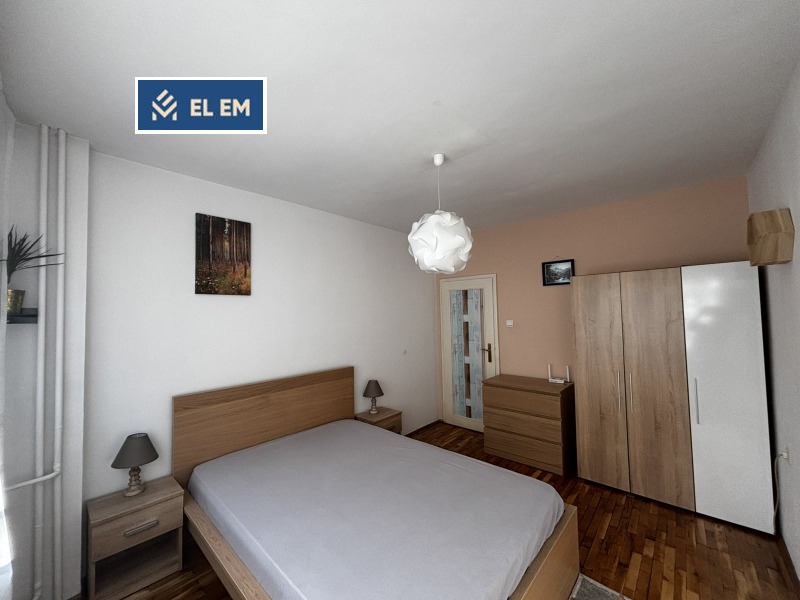 Дава под наем 2-СТАЕН, гр. София, Център, снимка 5 - Апартаменти - 53096794