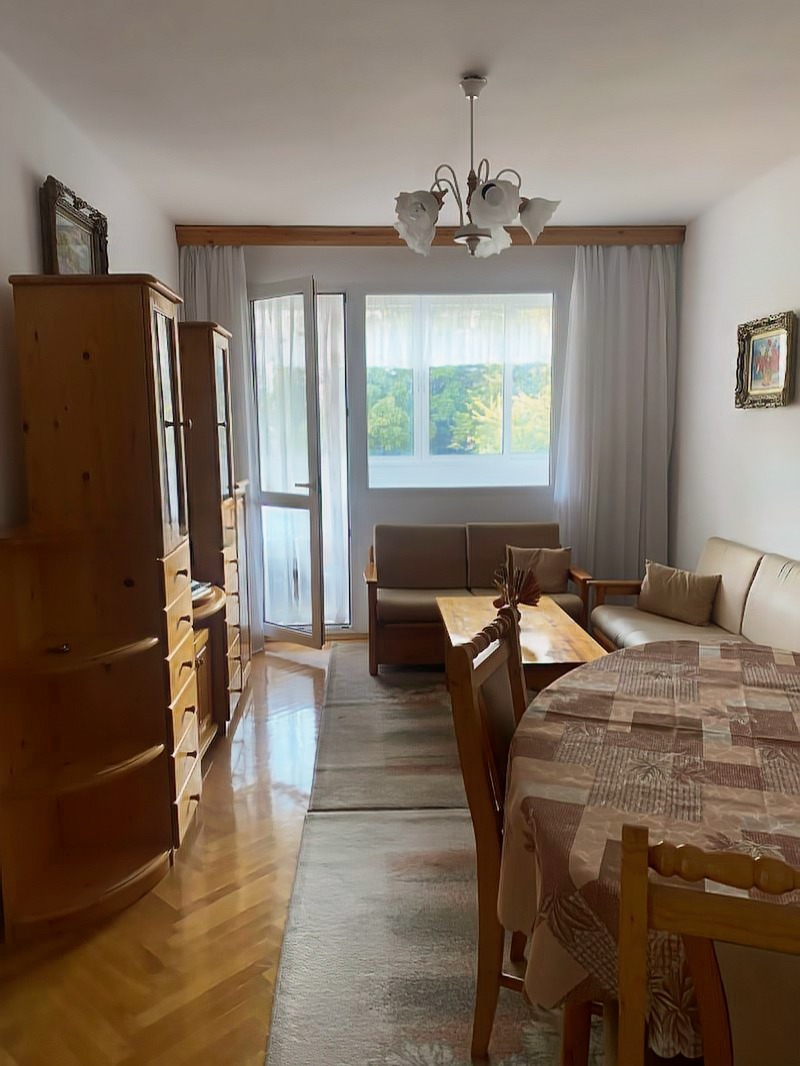 Zu vermieten  3+ Schlafzimmer Sofia , Druschba 1 , 120 qm | 58287476