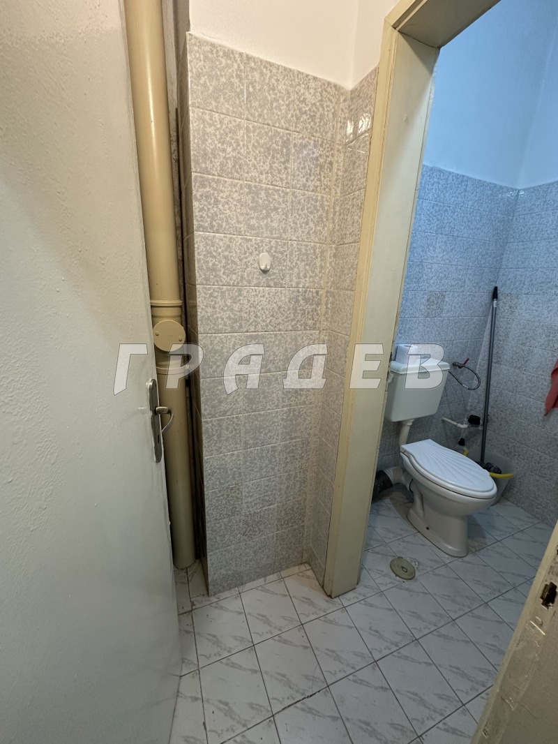 Дава под наем ОФИС, гр. Русе, Център, снимка 2 - Офиси - 53450621