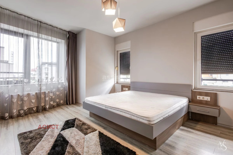 Vuokrattavana  3 makuuhuonetta Sofia , Dragalevtsi , 176 neliömetriä | 16306887 - kuva [9]