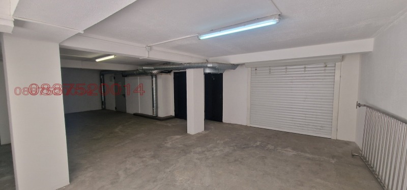 A louer  Garage Sofia , Hipodrouma , 179 m² | 91292850